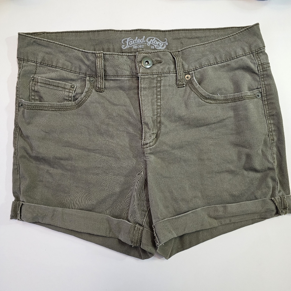 Faded Glory Size 12 Olive Green Cuffed Shorts
